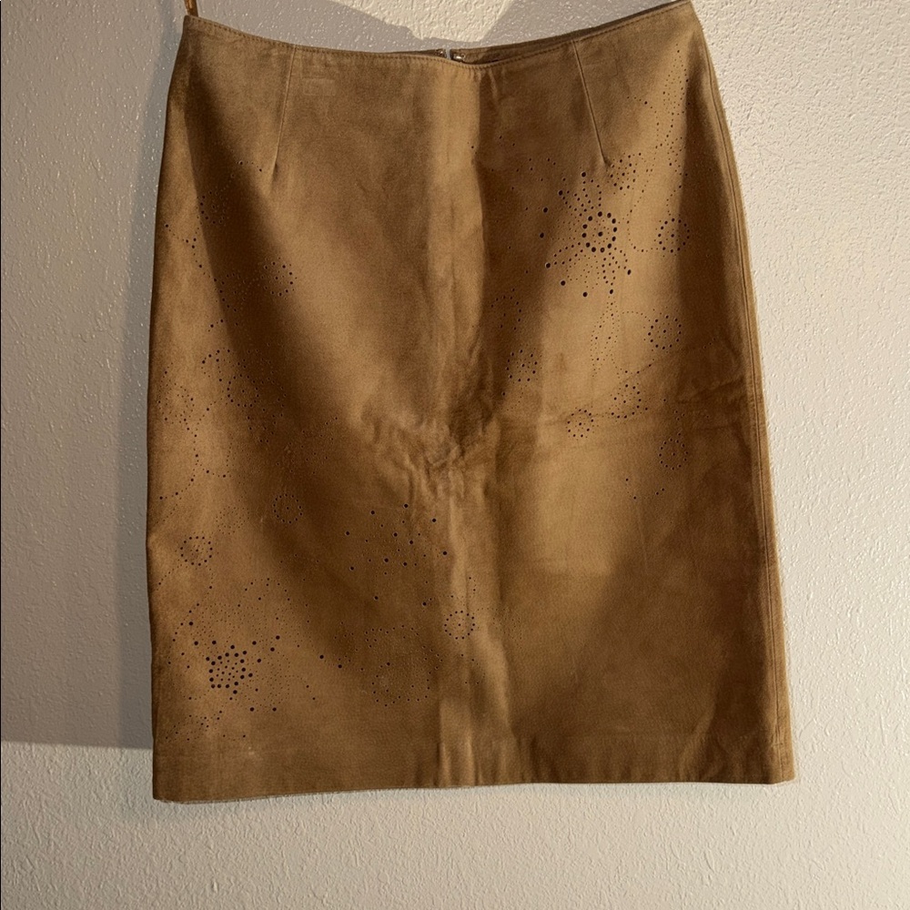 Elegant Tan Suede Skirt Ann Taylor New old stock $178 💯 leather- lined